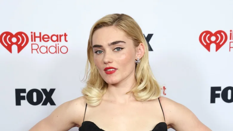 Meg Donnelly, WME ile Anlaştı