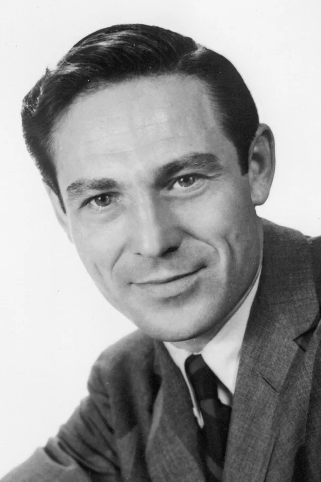 Joseph Wiseman fotoğrafı