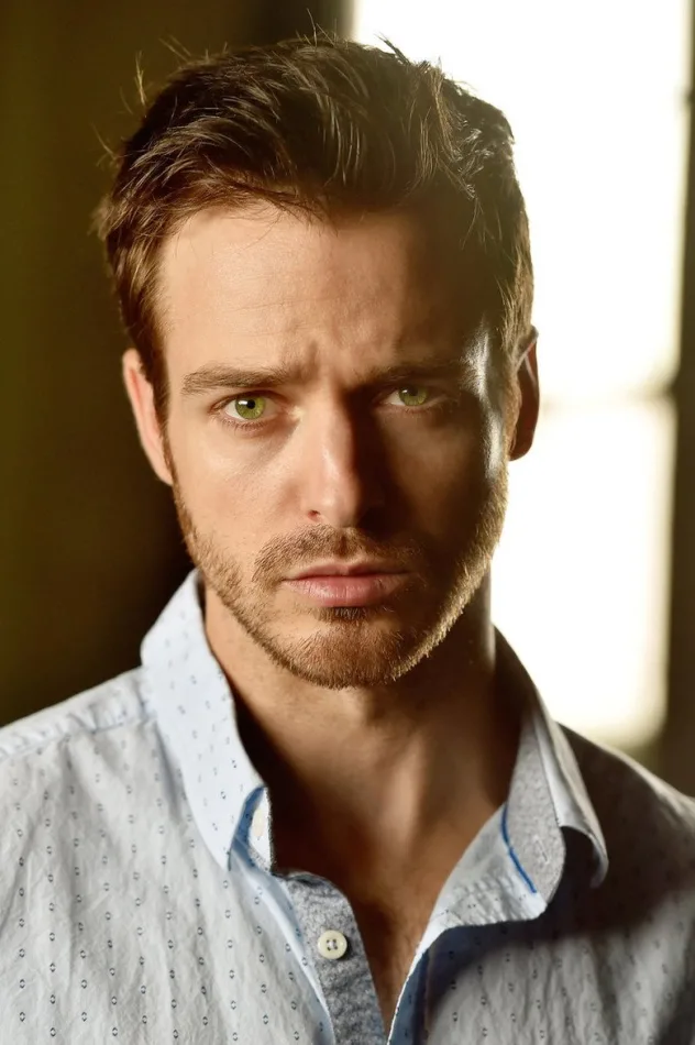Jake Stormoen fotoğrafı