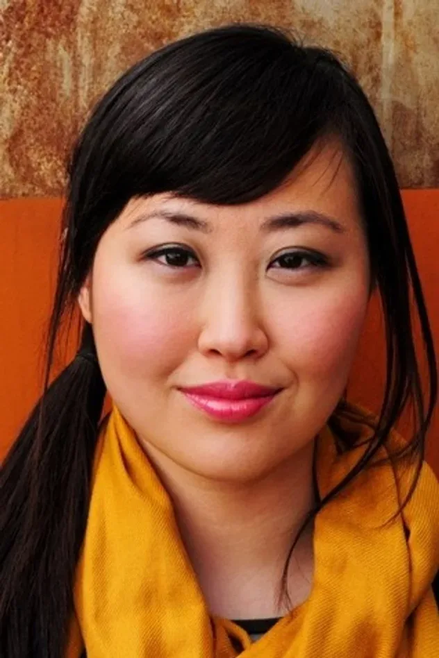 Julia Cho için kapak görseli