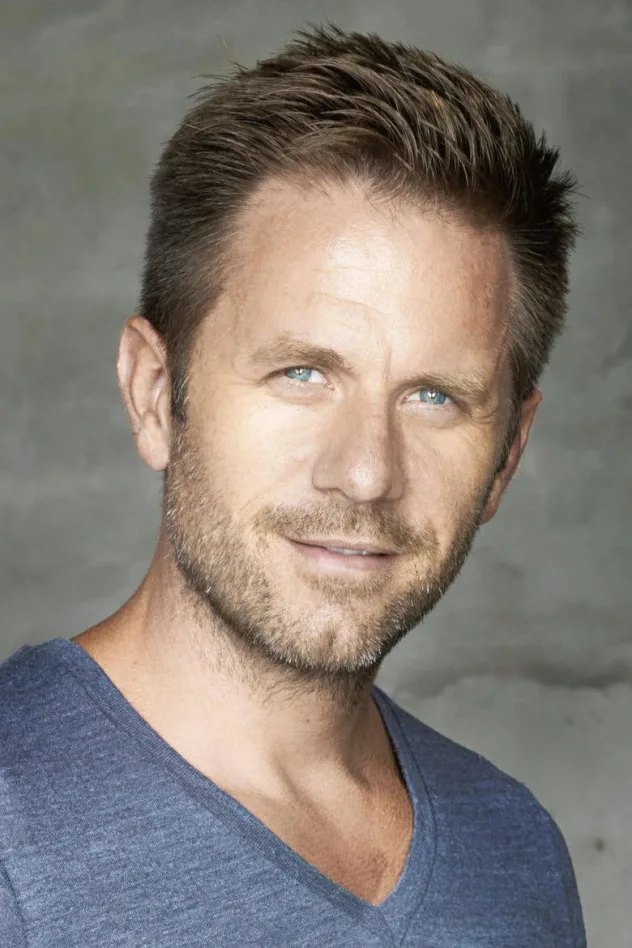 Aaron Benward fotoğrafı