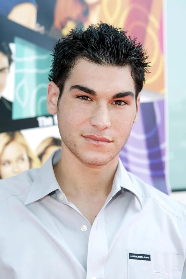 Brad Bufanda fotoğrafı