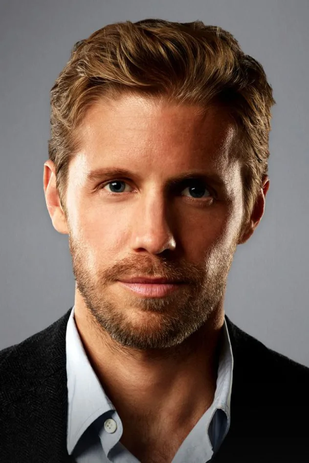 Matt Barr fotoğrafı