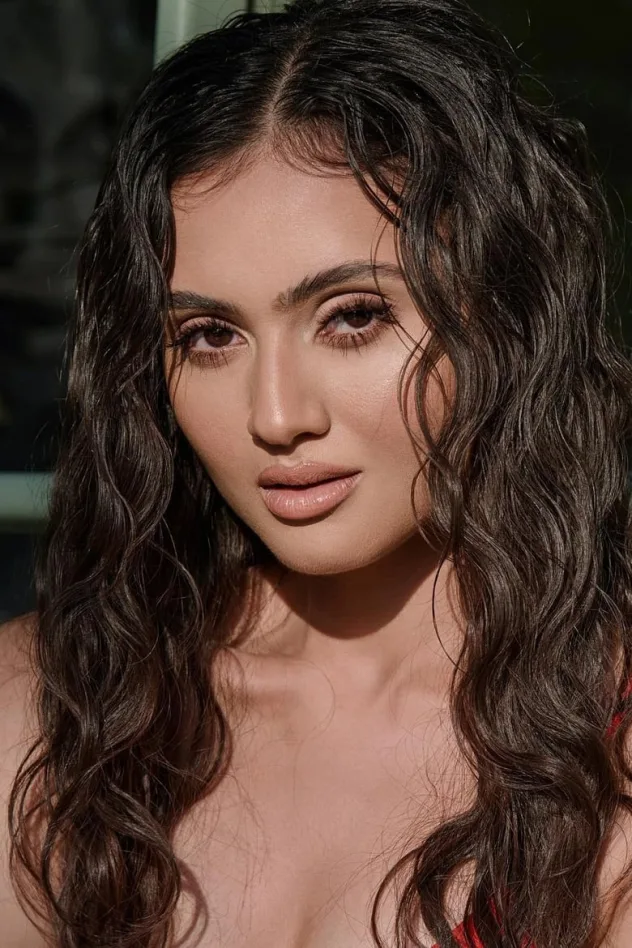 Janki Bodiwala fotoğrafı