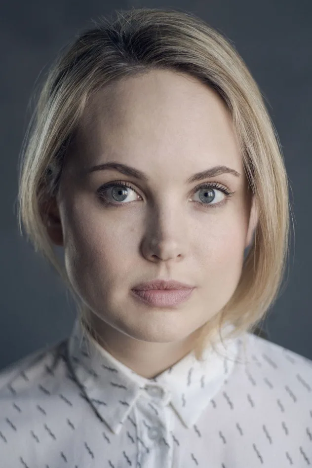 Meaghan Jette Martin fotoğrafı