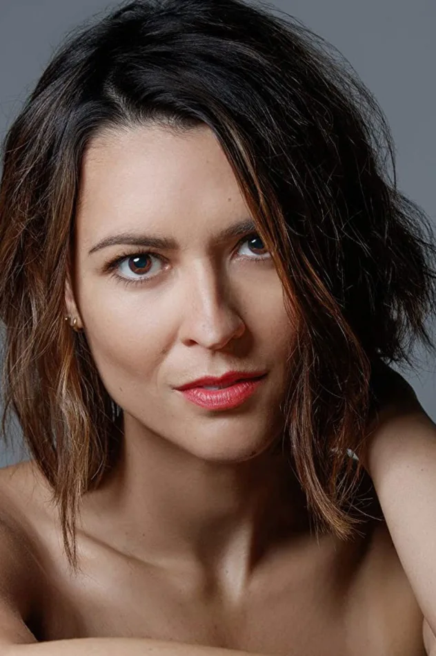 Elle LaMont fotoğrafı