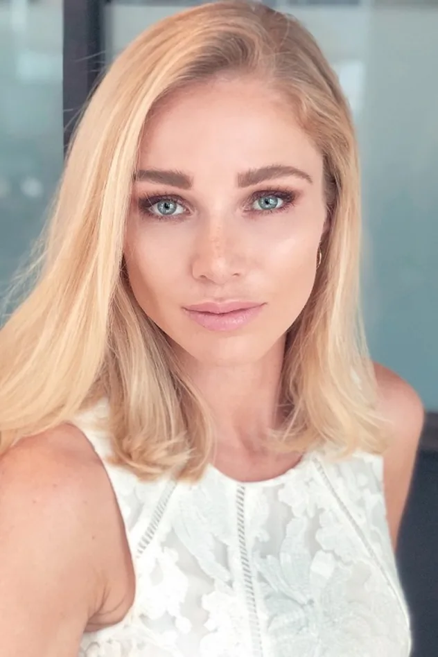 Alyssa Julya Smith fotoğrafı