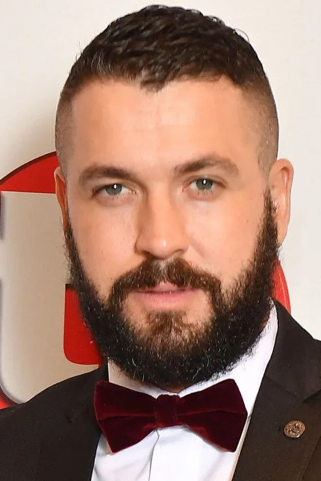 Cover image for Shayne Ward