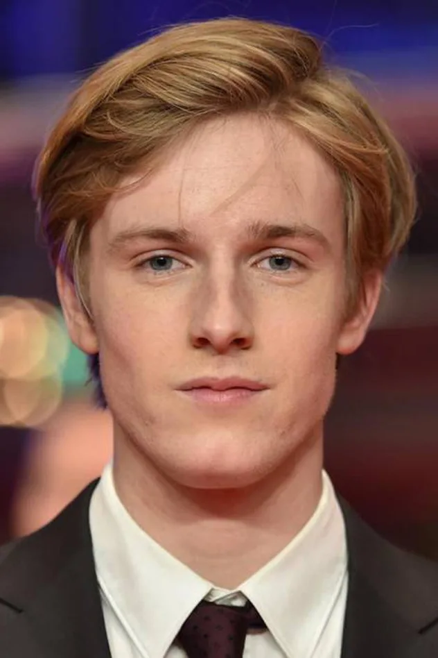 Louis Hofmann fotoğrafı