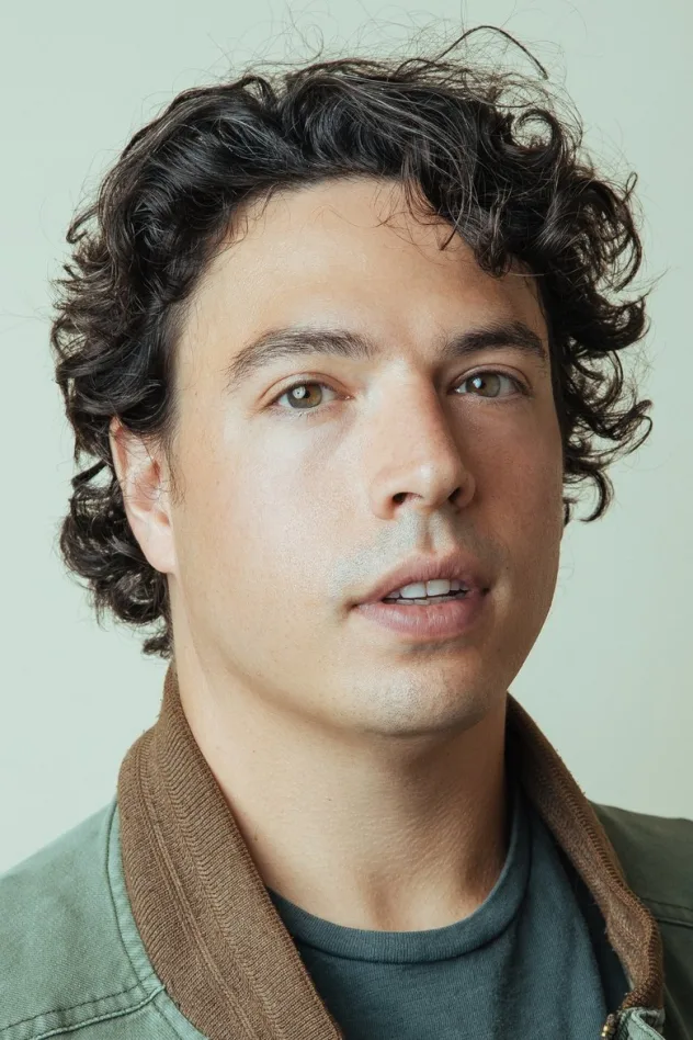 Jon Bass fotoğrafı