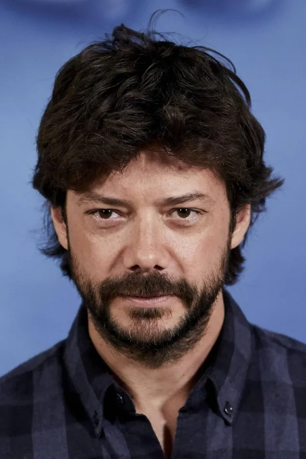 Álvaro Morte fotoğrafı