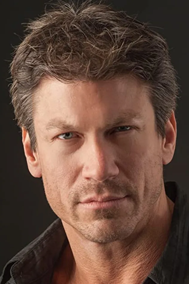 Paul Logan fotoğrafı
