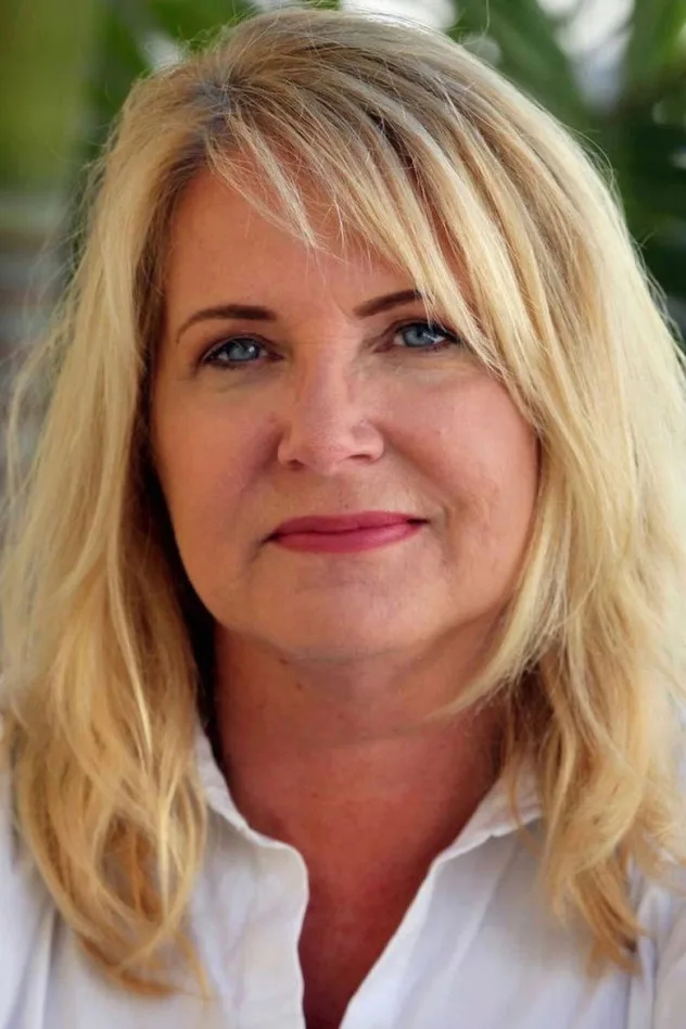 Julie K. Brown fotoğrafı