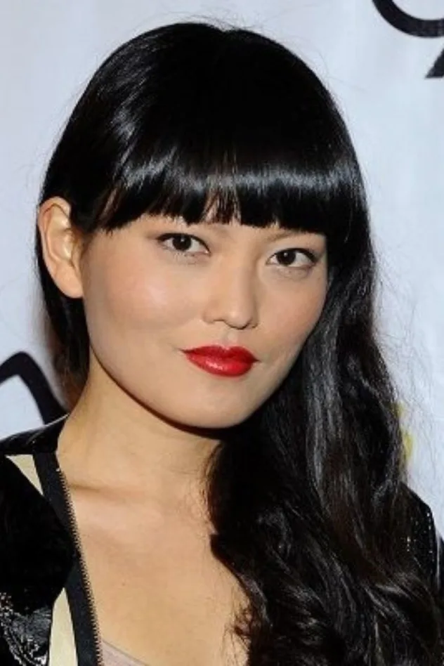 Hana Mae Lee fotoğrafı