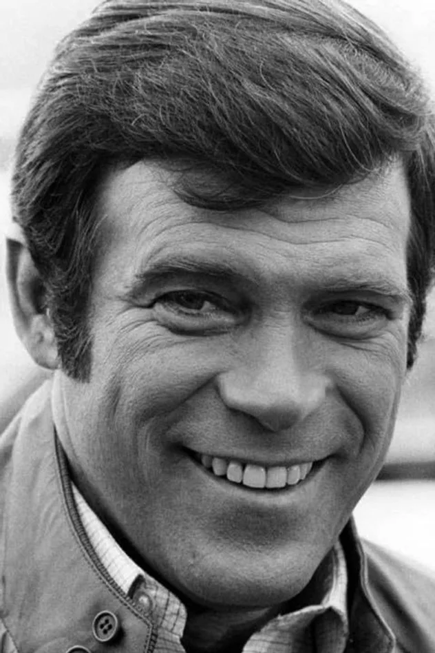 Christopher George fotoğrafı