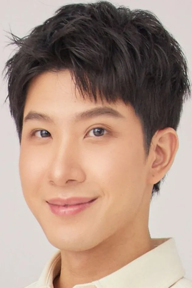 ธนวัฒน์ รัตนกิจไพศาล fotoğrafı