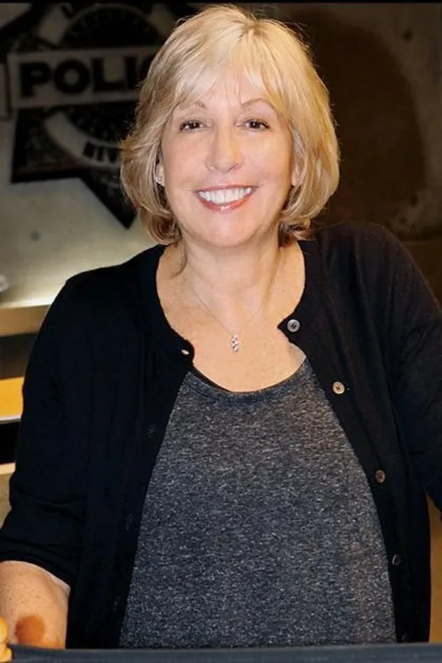 Imagen de portada para Carol Mendelsohn