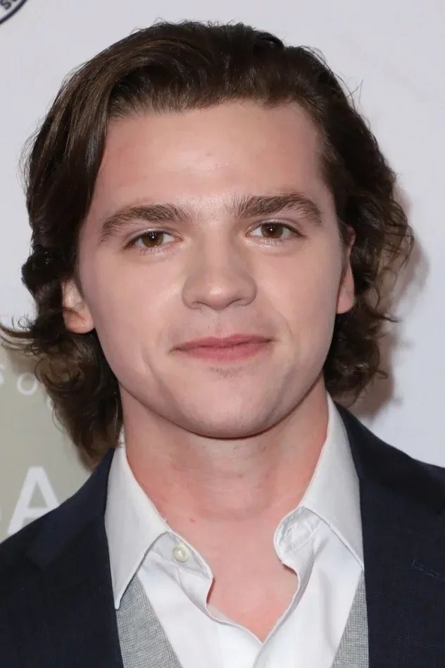 Imagen de portada para Joel Courtney