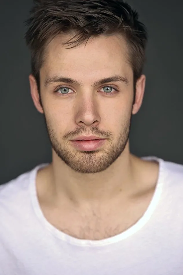 Matthew Fahey fotoğrafı