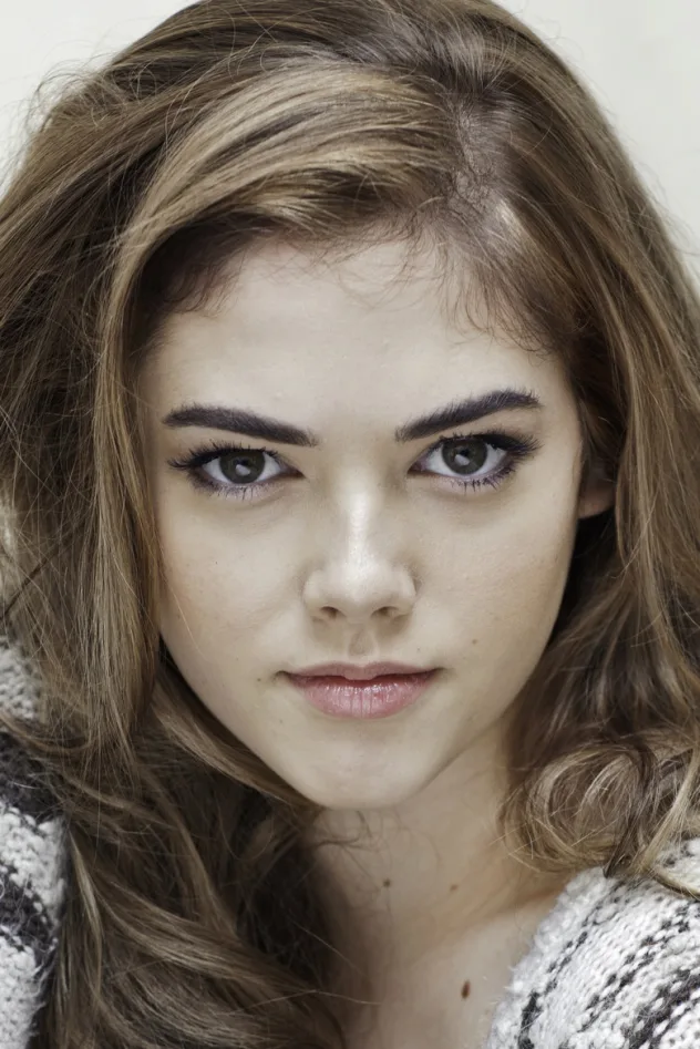McKaley Miller fotoğrafı