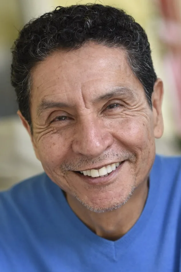 Robert Covarrubias fotoğrafı