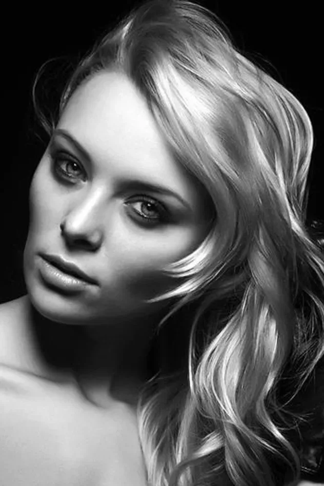 Обложка для Aleksandra Nagel