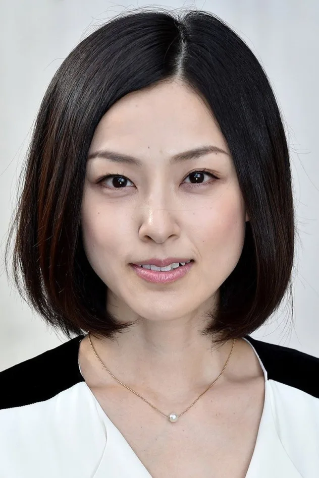 Ayumi Kinoshita fotoğrafı