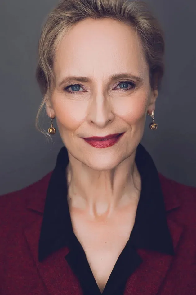 Laila Robins fotoğrafı