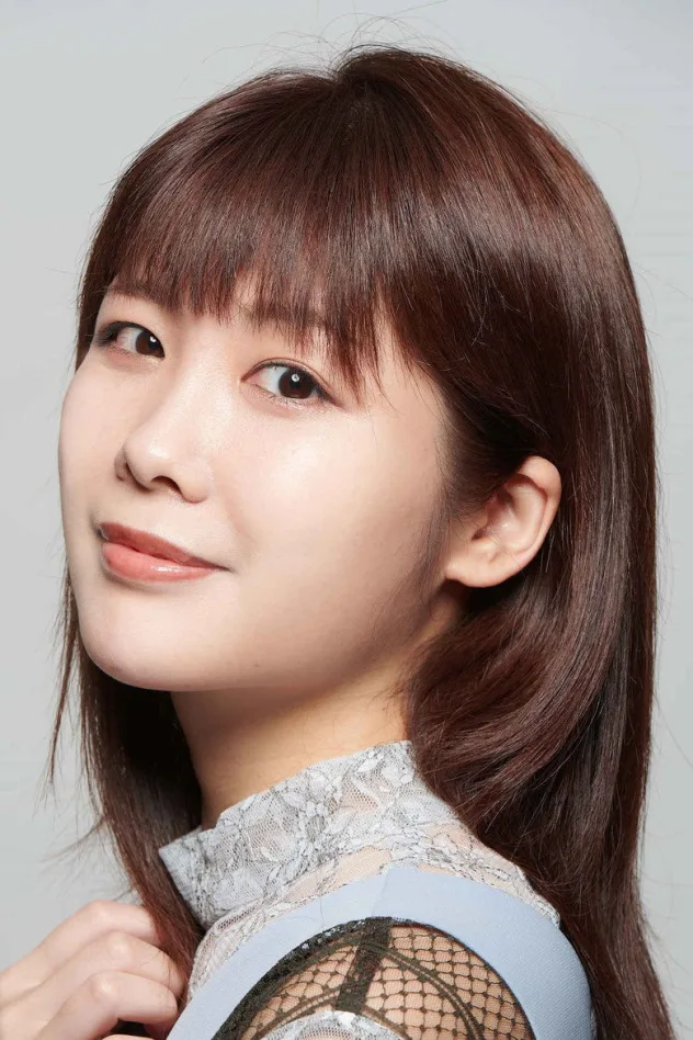 Rena Maeda fotoğrafı