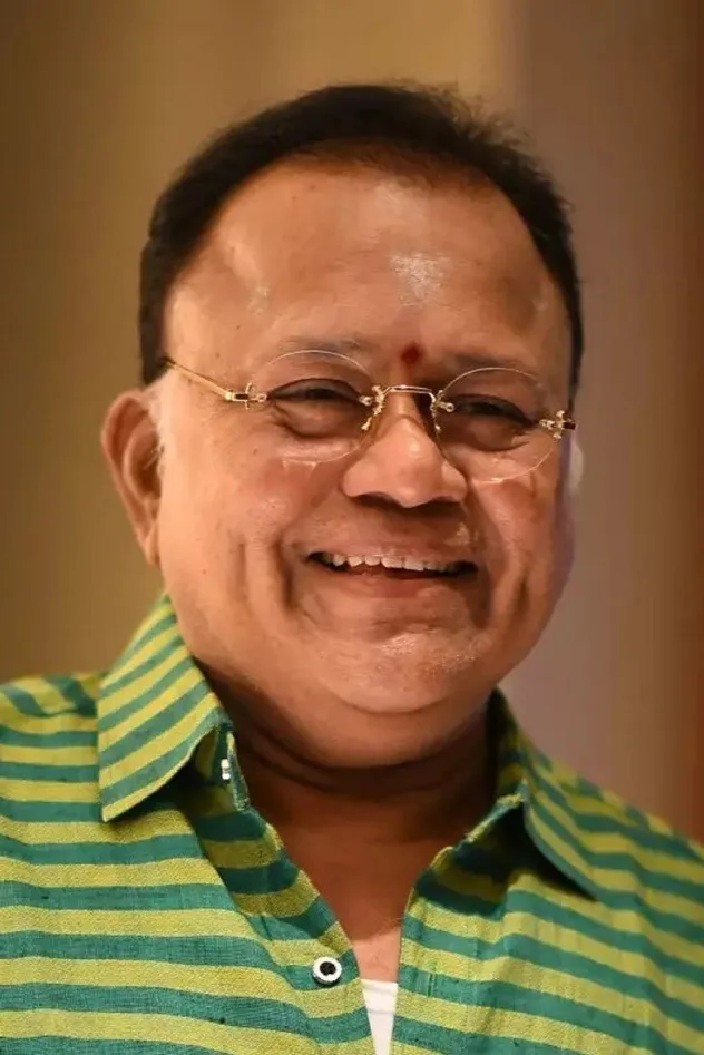 Radha Ravi fotoğrafı