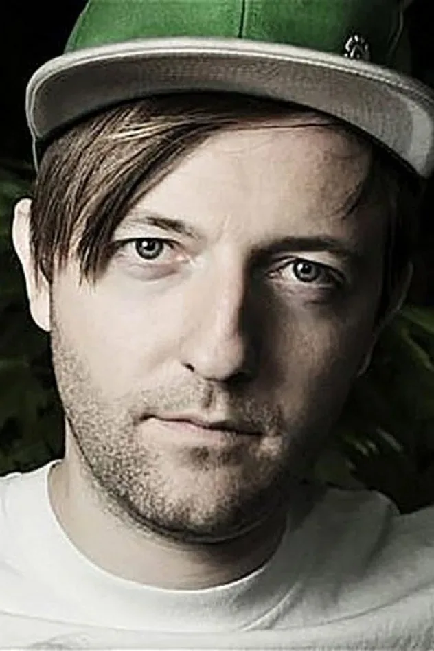 صورة الغلاف لـ Andrew Maxwell