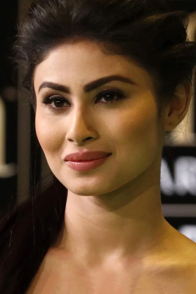 Mouni Roy fotoğrafı