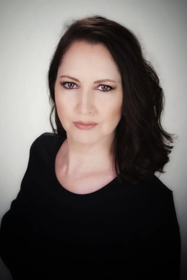 Julie Nolin fotoğrafı