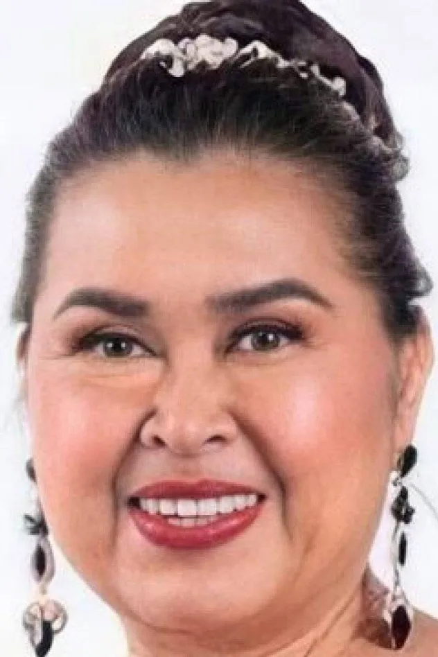 Elizabeth Oropesa fotoğrafı