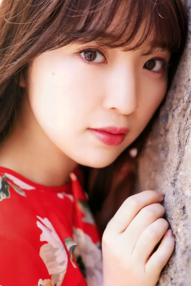 豊田萌絵 fotoğrafı
