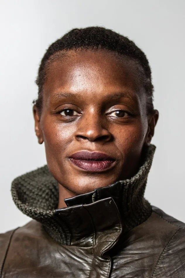 Okwui Okpokwasili fotoğrafı