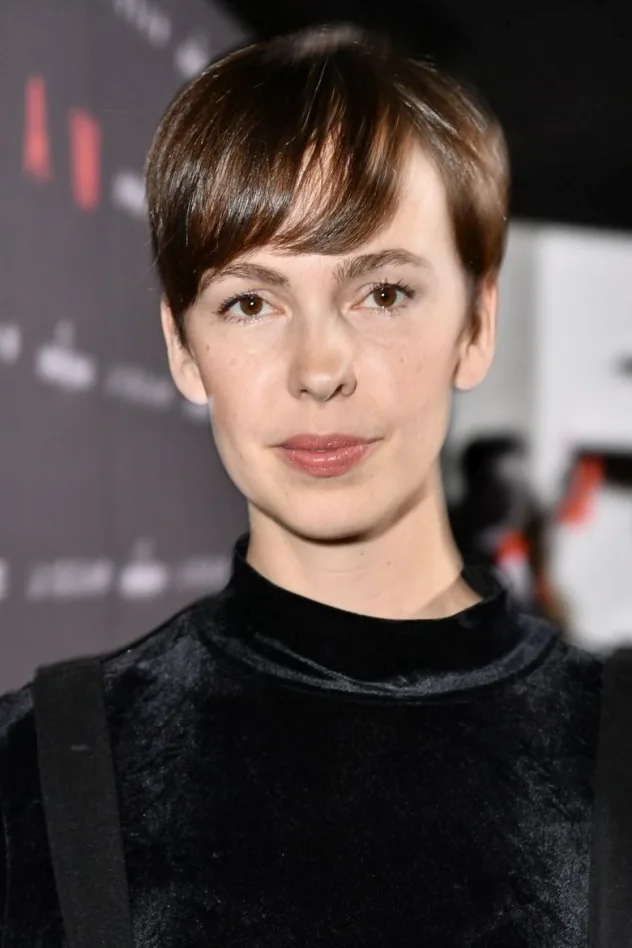 Brittany Allen fotoğrafı