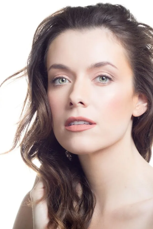 Ashlynn Yennie fotoğrafı