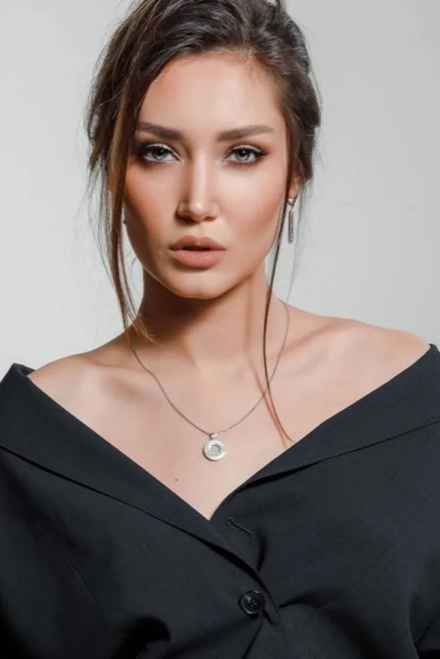 Yulduz Rajabova fotoğrafı