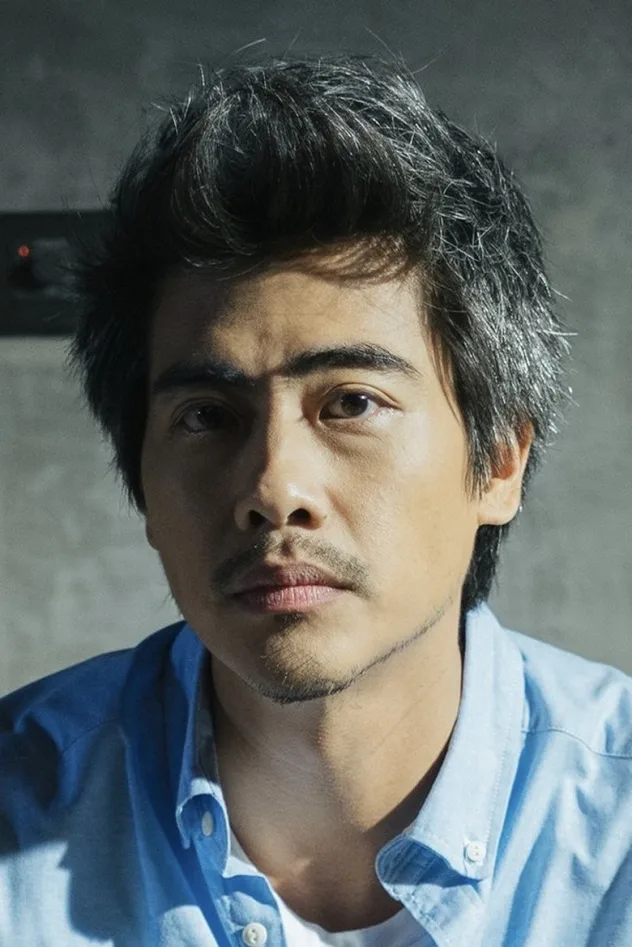 นพพันธ์ บุญใหญ่ fotoğrafı