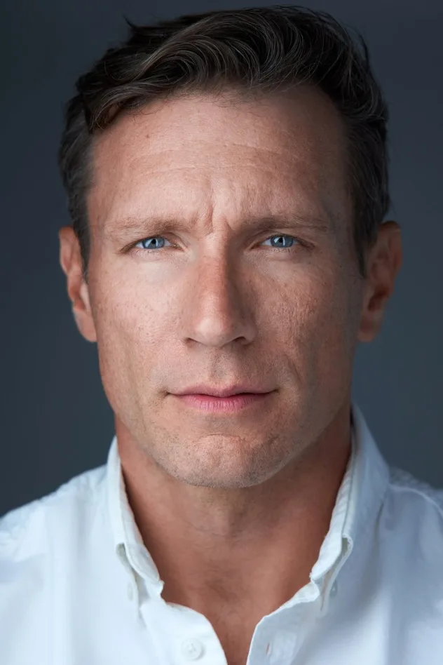 Tom O'Connell fotoğrafı
