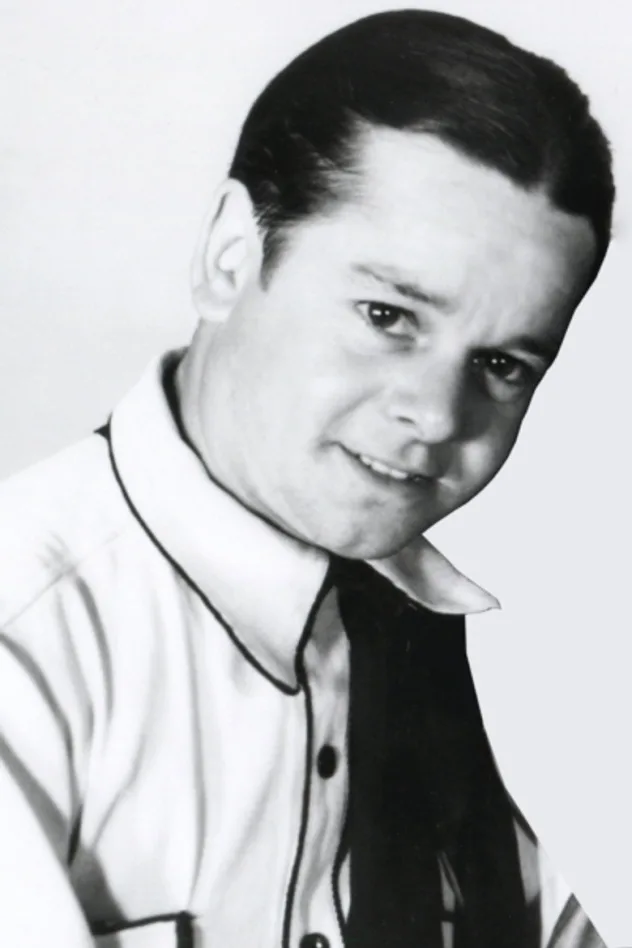 Billy Curtis fotoğrafı
