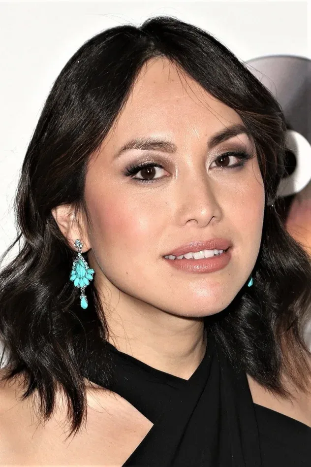صورة الغلاف لـ Ivory Aquino