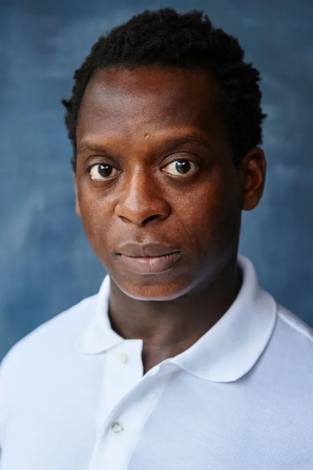 Kobna Holdbrook-Smith fotoğrafı