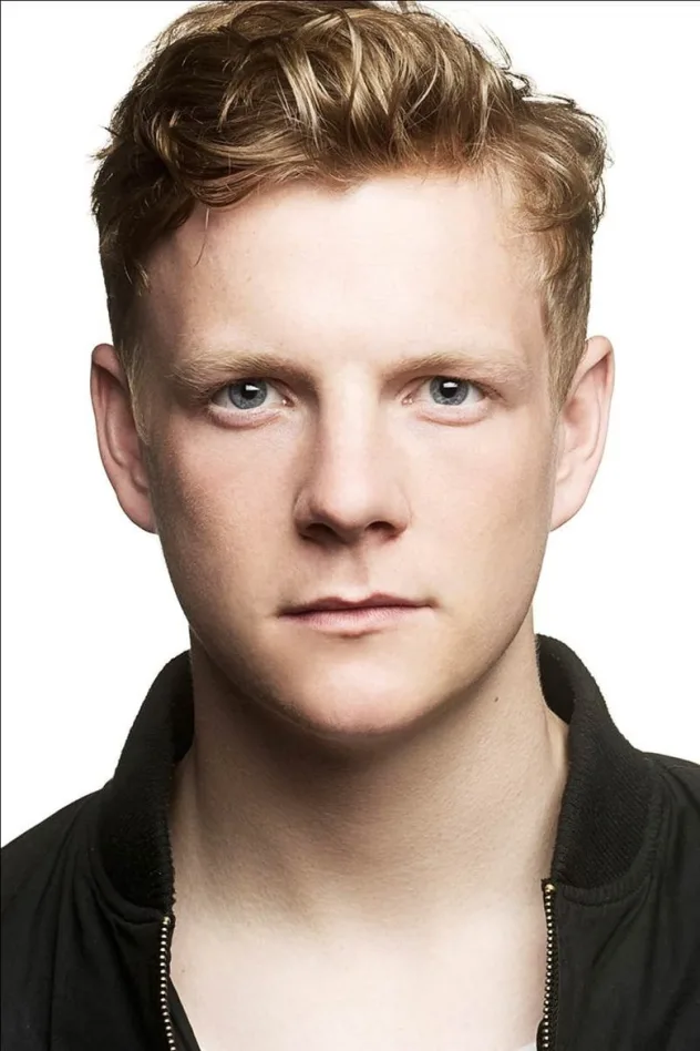 Patrick Gibson fotoğrafı