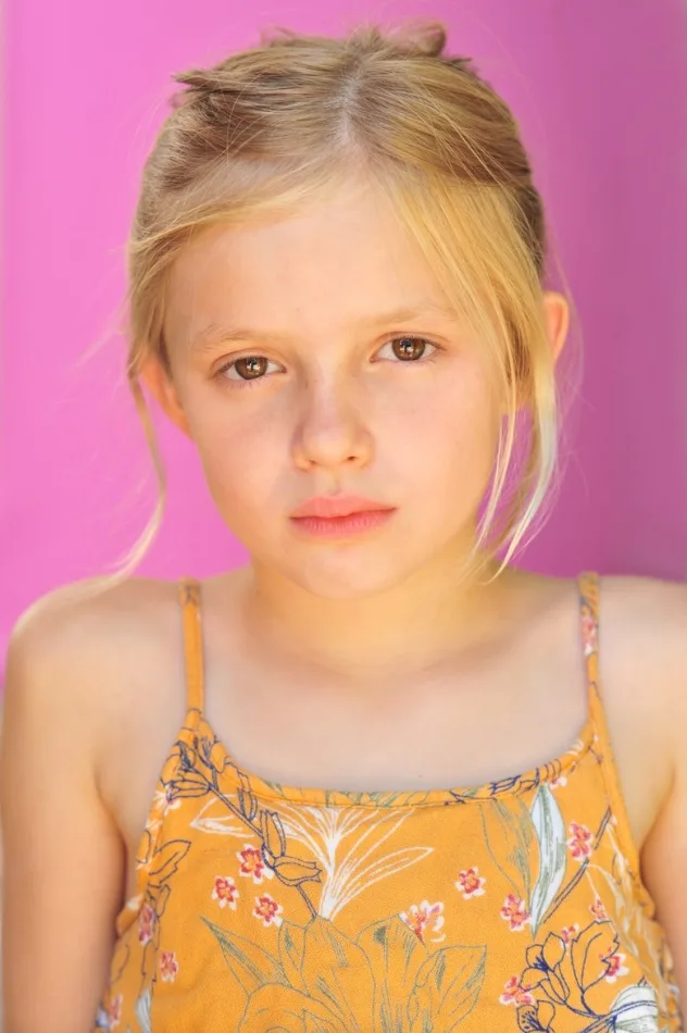 Avery Tiiu Essex fotoğrafı