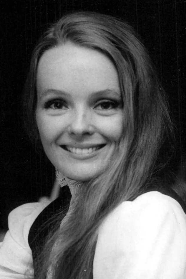 Katharine Houghton fotoğrafı