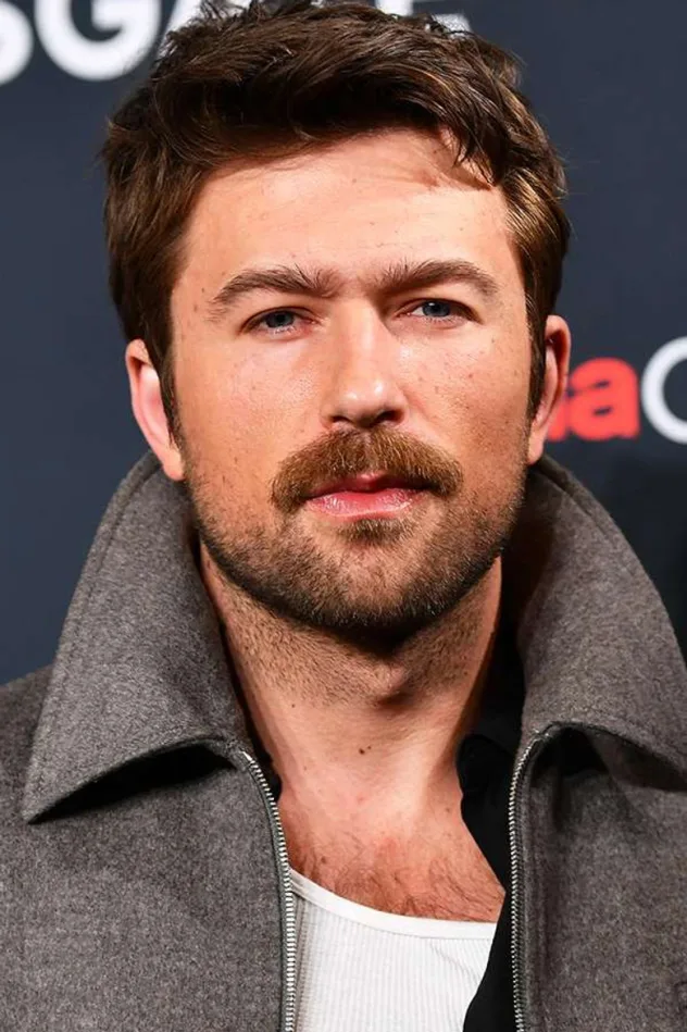 Brandon Sklenar fotoğrafı