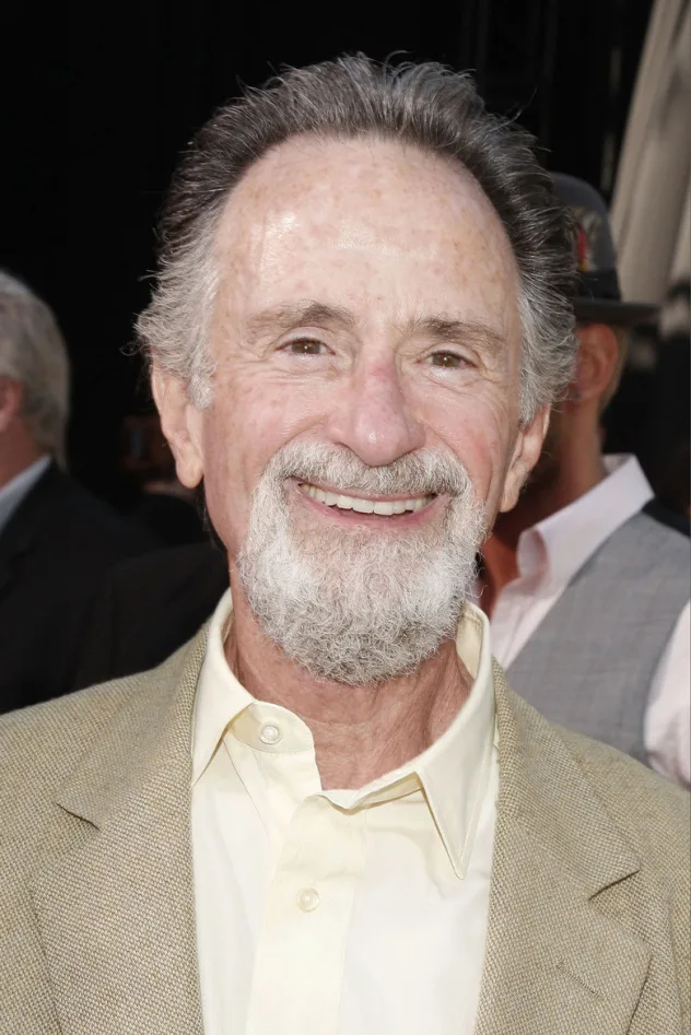 Lawrence Gordon fotoğrafı