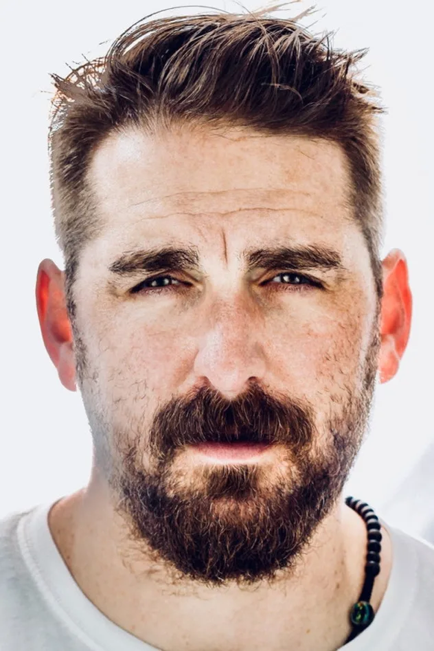 Adam Hampton fotoğrafı